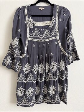 Sundance Gary tunic with White Embroidery Sz M